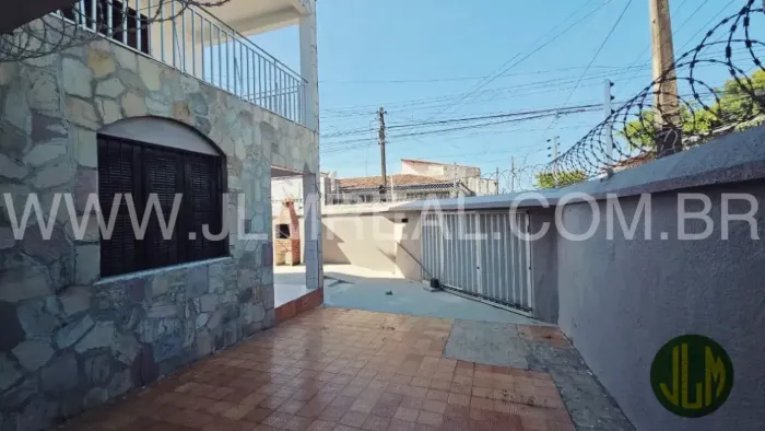 VENDO CASA DUPLEX DE 250m², NO BAIRRO MONTE CASTELO - FORTALEZA - CE