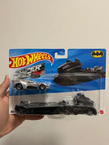 Hot Wheels Super Rigs Batman