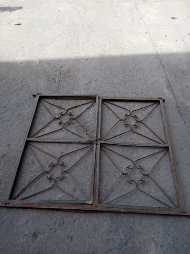 Janela de ferro 1,0x1,0
