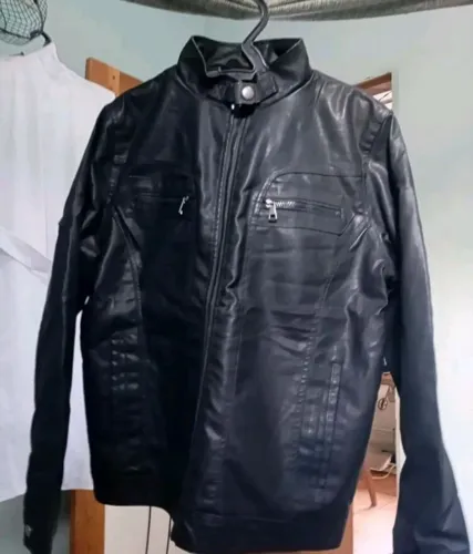 Jaqueta de couro sintético masculina - Tamanho P