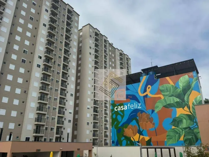Apartamento com 2 dormitórios para alugar, 45 m² por R$ 2.672,00/mês - Cidade Satélite Íri