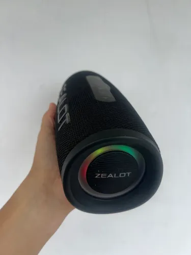 Caixa Zealot