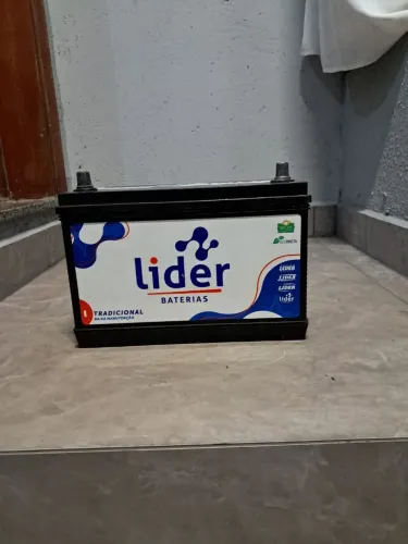 Bateria líder de caminhão 100 amperes
