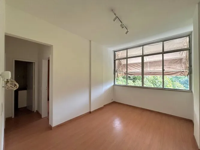 Apartamento com 2 dormitórios à venda, 70 m² por R$ 550.000,00 - Icaraí - Niterói/RJ