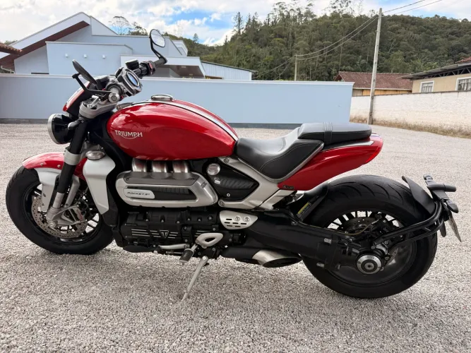 Triumph Rocket 3 