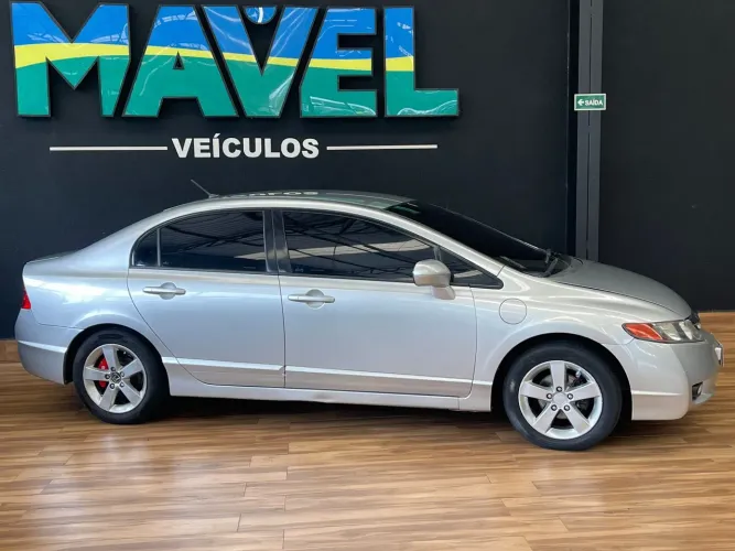 Honda Civic Sedan LXS 1.8/1.8 Flex 16V Aut. 4P 2009
