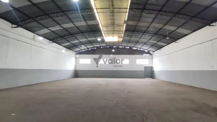 Galpão à venda e para alugar em Campinas, Chácaras Campos dos Amarais, com 747 m²