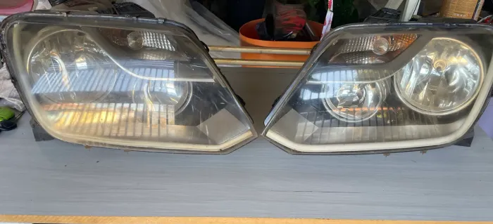 Farol da Amarok 