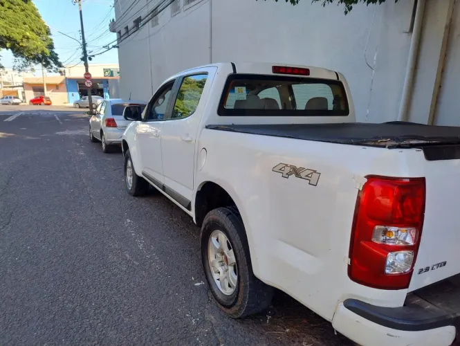 Chevrolet S10 Pick-up LT 2.8 TDI 4X4 CD Diesel 2015