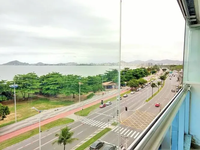 Apartamento 03 quartos de frente para o Mar em Jardim Camburi