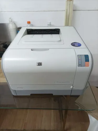 Impressora HP CP1215