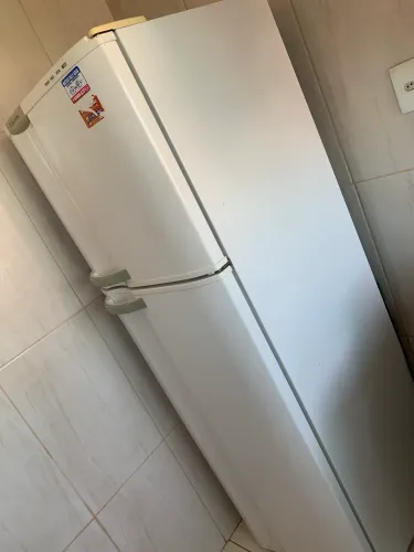 Geladeira Electrolux volts 127