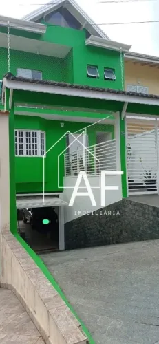 Sobrado em Condomínio para Venda, 3 quartos, 6 vagas de garagem, 239 m²
