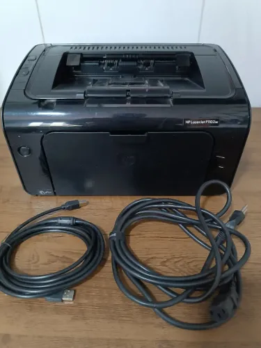 Impressora HP LaserJet P1102w