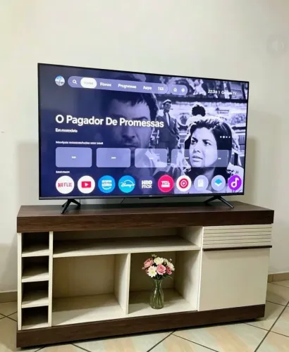 Rack para TV até 55 polegadas Seminovo, estado impecável