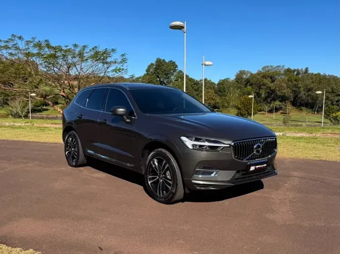 Volvo XC-60 XC 60 T-8 Híbrido Momentum 2.0 5P 2021