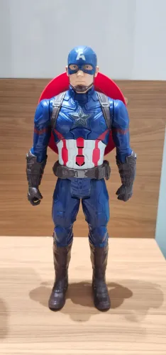 Boneco Capitão América fala 20 frases português - Original