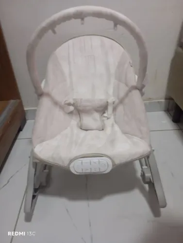 Cadeirinha de descanso bebê