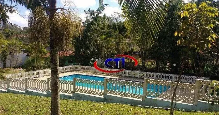 Casa em Condomínio Fechado com 3 dormitórios para alugar, 200 m² por R$ 4.577/mês - Barro