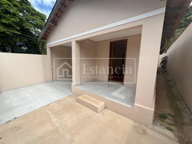Casa para Venda em Brotas, Bela Vista, 3 dormitórios, 1 suíte, 3 banheiros, 1 vaga