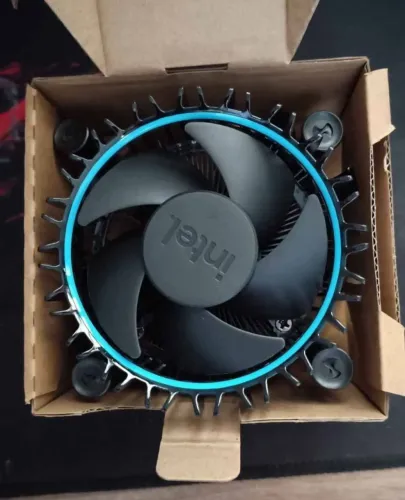 Cooler box Intel LGA 1700