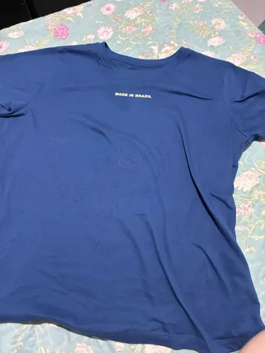 Camiseta azul feminina 