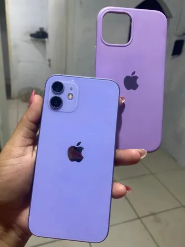 iPhone 12