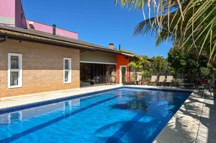 Casa com 4 dormitórios à venda, 400 m² por R$ 4.490.000,00 - Condomínio Lago Azul - Araçoi