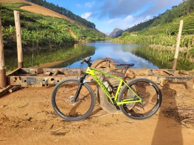 BICICLETA BIKE ARO 29 CANNONDALE FSI CARBON 5...TEL DE CONTATO: 27- *