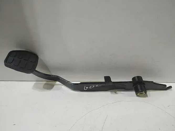 Pedal Embreagem Volkswagem Gol Special 2002 377721315