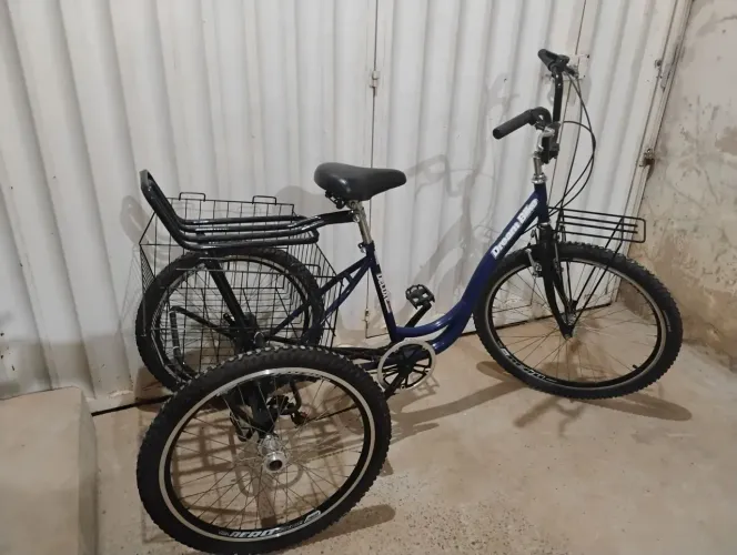 Triciclo SEMI NOVO com 7 marchas PARCELA NO CARTÃO 