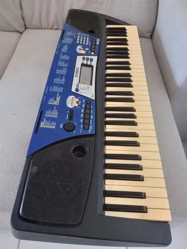 Teclado musical Yamaha PSR - 202