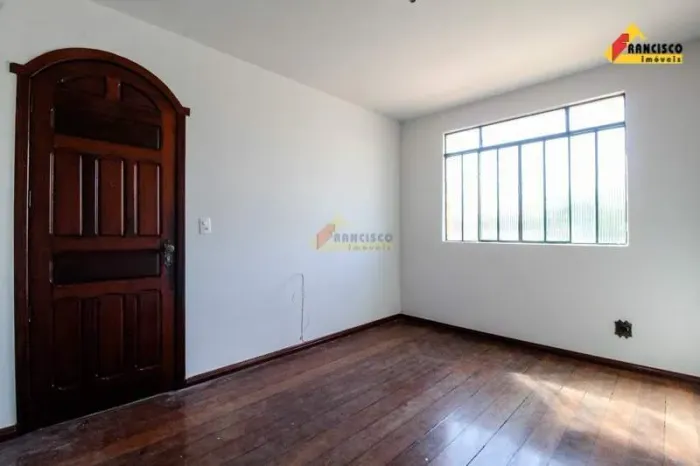 Apartamento para aluguel, 4 quartos, 1 suíte, 1 vaga, Centro - Divinópolis/MG