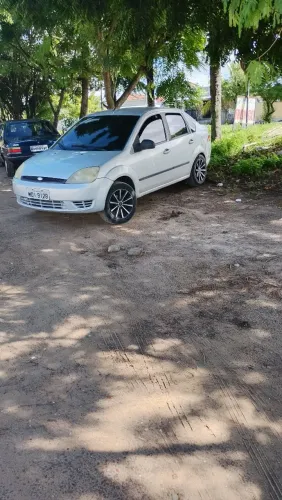 Ford Fiesta Sedan 1.0 8V Flex 4P 2007