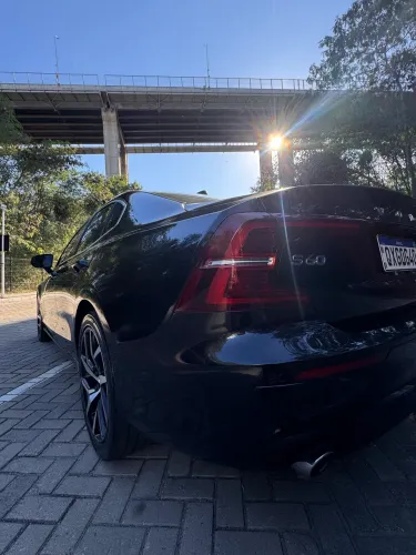 Volvo S60 T-4 Momentum 2.0 190cv 4P 2020