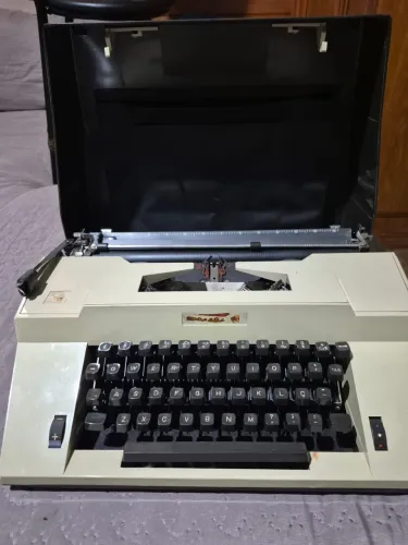 Máquina Remington 33L