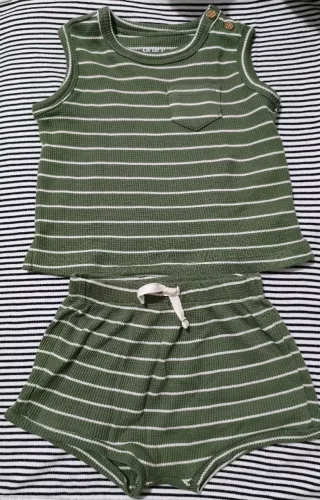 Conjunto Carter's tamanho 12 meses 