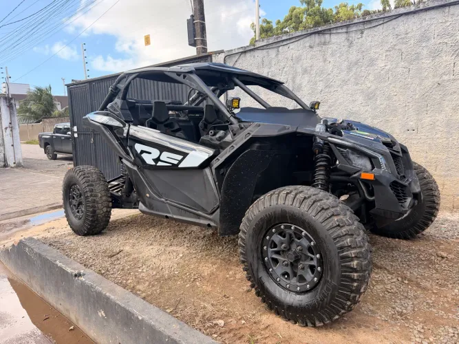 UTV CAN - AM maverick X3 XRS
