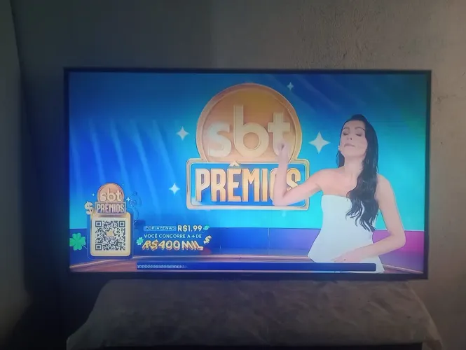 Vende-se uma TV Samsung 48 polegadas smart tudo funcionando