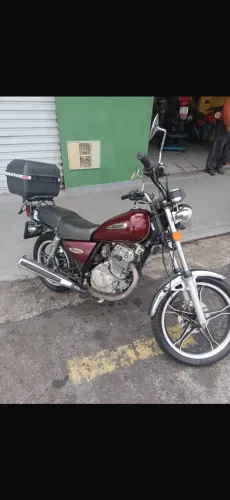 Suzuki Intruder 125 2011