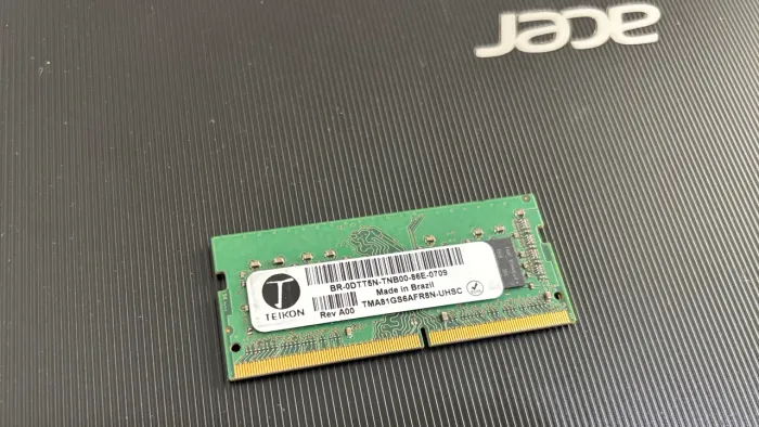 Memoria 8gb ddr4 2400 teikon - excelente estado ( testa e super conservada