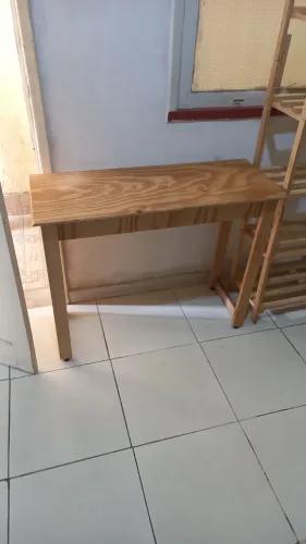 Escrivaninha de madeira pino 75x40