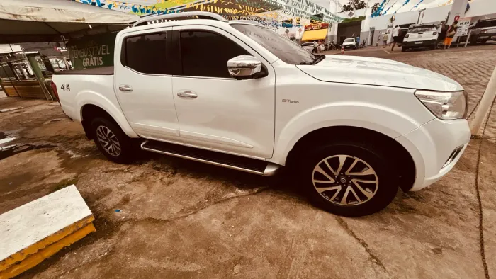 Nissan Frontier LE CD 4X4 2.3 Bi-TB Diesel Aut. 2021