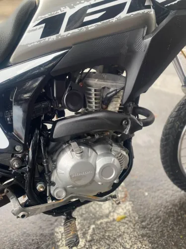 Honda bross 160 abaixo da tabela 