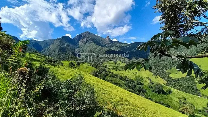 TERRENOS COM VISTA P/ PICO DOS MARINS - PIQUETE - SP
