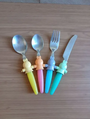 conjunto de talheres infantil 