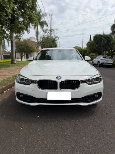 BMW 320I A Modern/sport TB 2.0/a.flex 16V 4P 2018