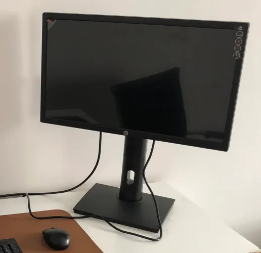 Monitor Ergonômico 21.5" Full HD Brazil PC - Seminovo Na Caixa (Completo)
