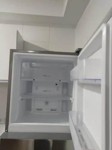 Geladeira Eletrolux Frost free inox 409L