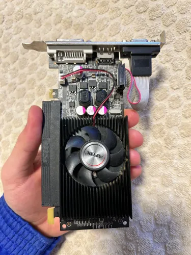 Placa de Vídeo AFOX GT 210 1GB DDR3 - HDMI/DVI/VGA - Funcionando normalmente